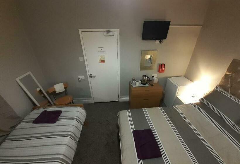 이코노미 룸, Caversham Lodge