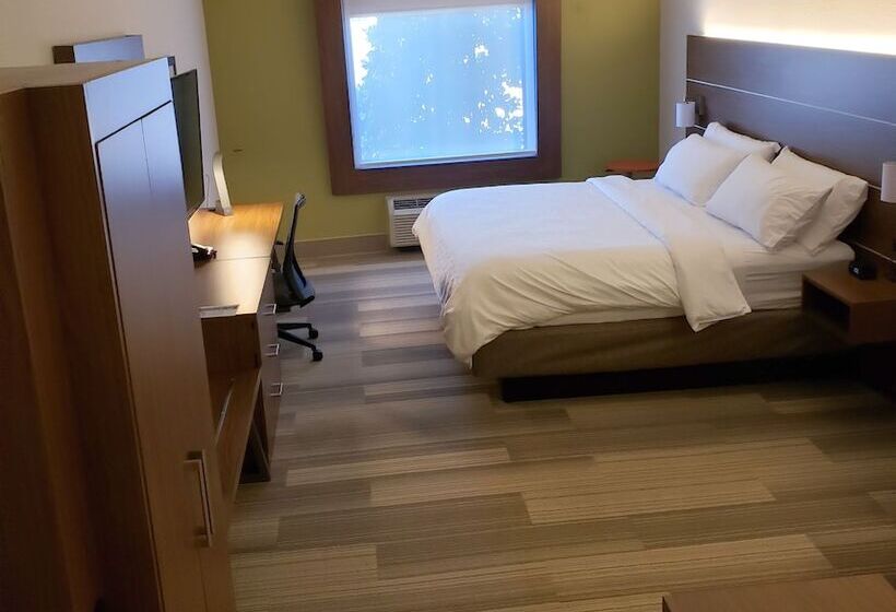 스위트, Holiday Inn Express, An Ihg