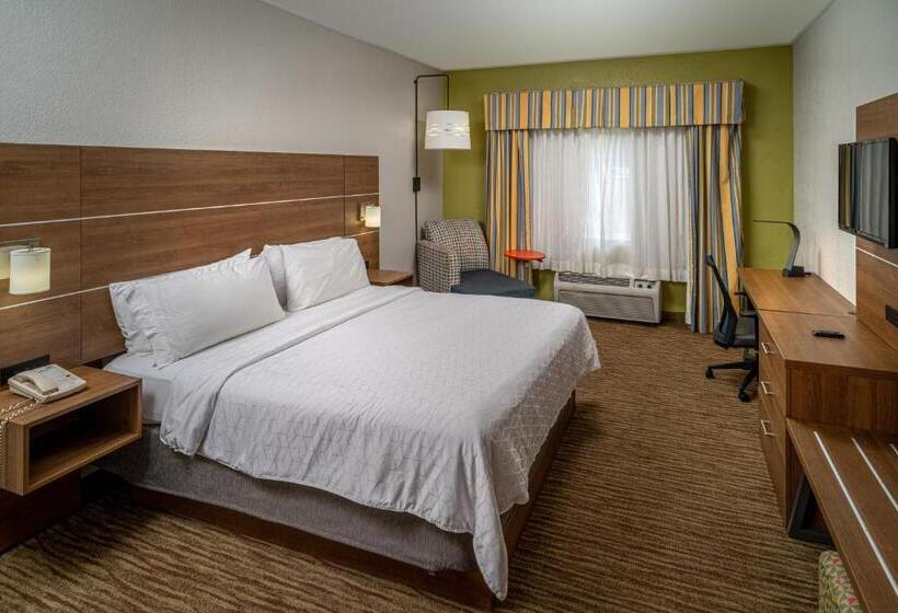스탠다드 룸 킹사이즈 침대, Holiday Inn Express And Suites Pikeville, An Ihg