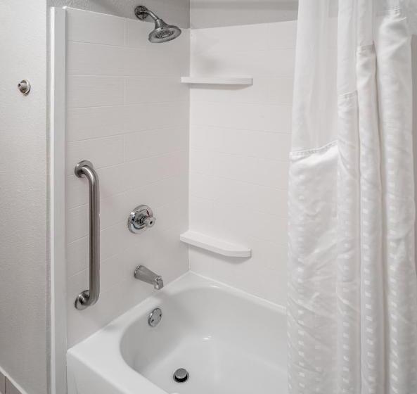 장애인을 위한 스위트, Holiday Inn Express And Suites Pikeville, An Ihg