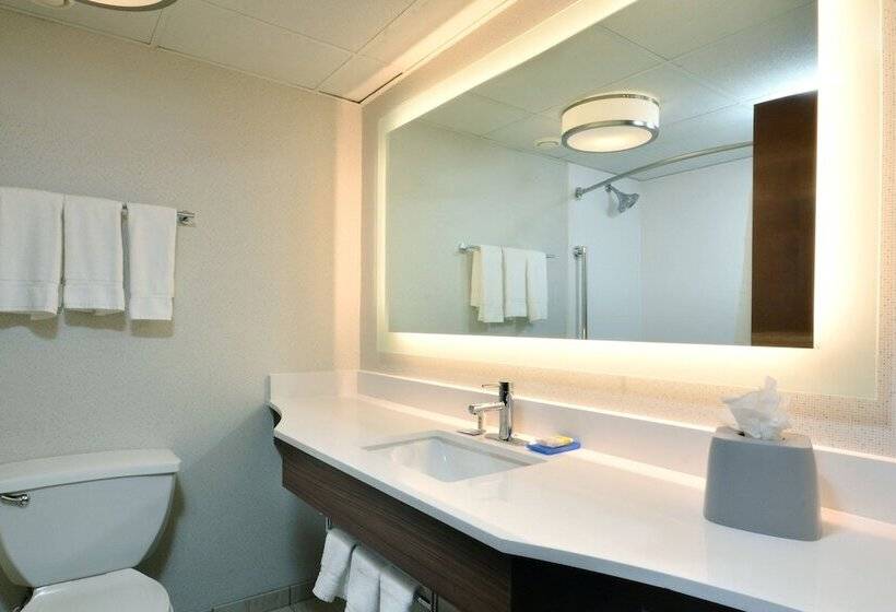 Chambre Standard 2 Lits Doubles, Holiday Inn Express Durham, An Ihg
