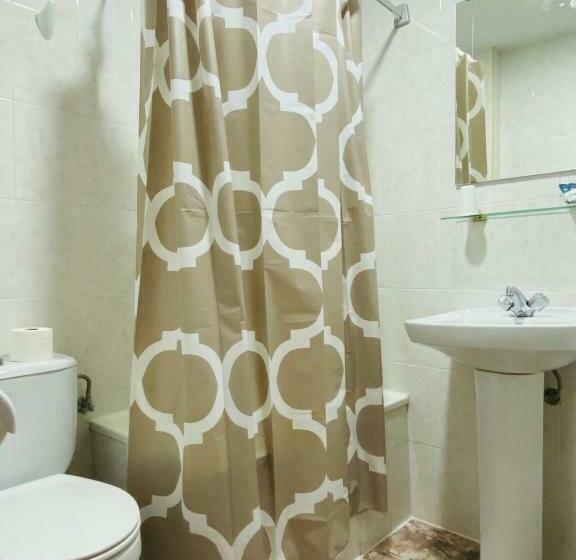 اتاق استاندارد, Hostal La Alberca