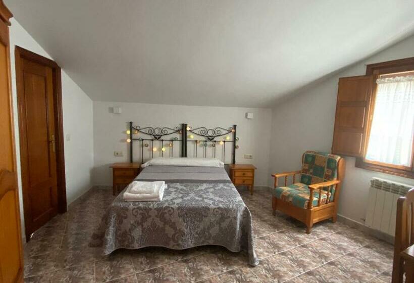 اتاق استاندارد, Hostal La Alberca