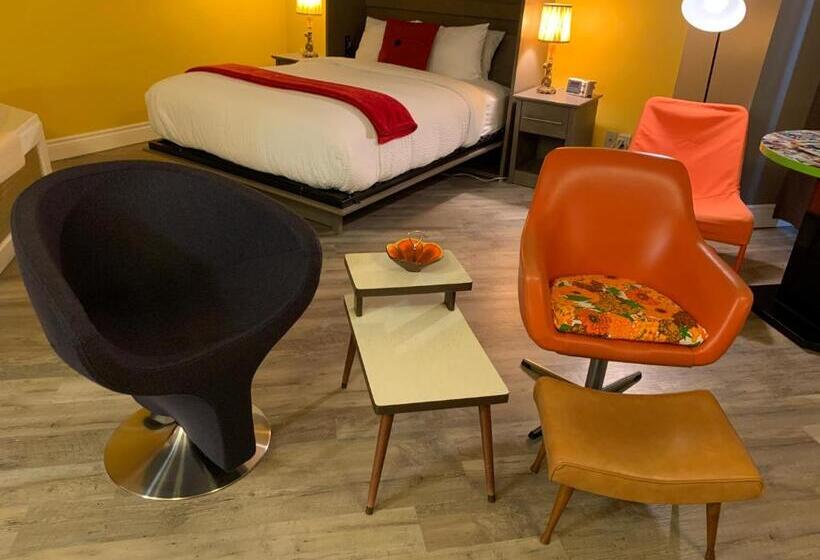 Люкс Повышенной Комфортности, Days Inn By Wyndham Berthierville