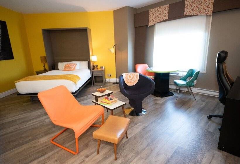 Люкс, Days Inn By Wyndham Berthierville