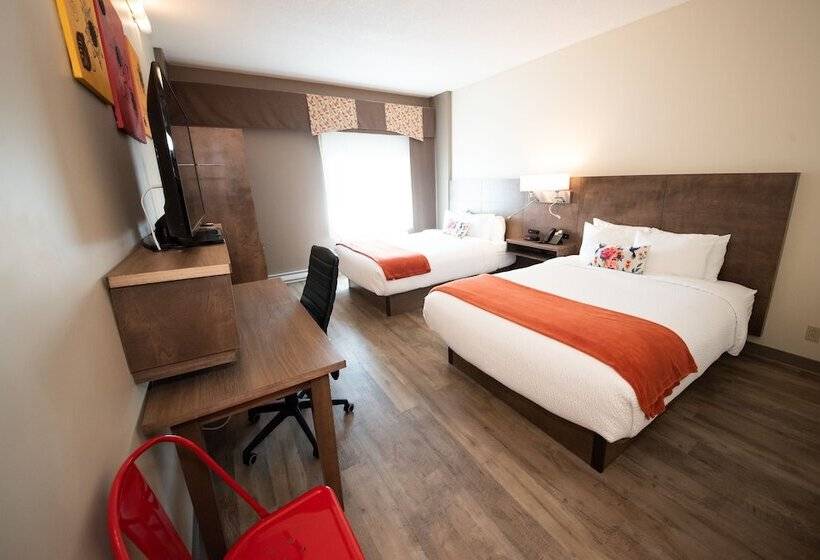 Номер Стандарт 2 Двуспальные Кровати, Days Inn By Wyndham Berthierville