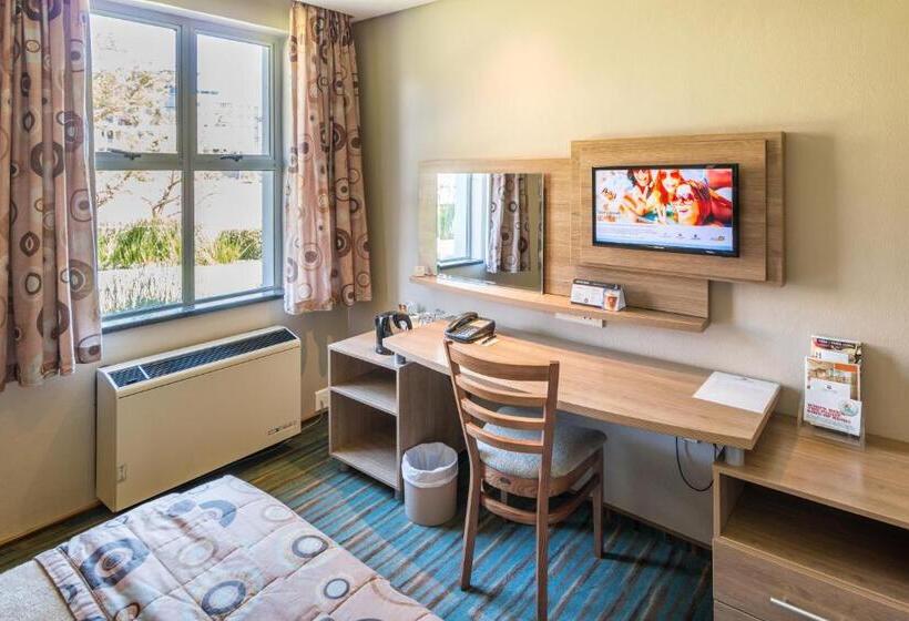 Номер Стандарт, Town Lodge Roodepoort