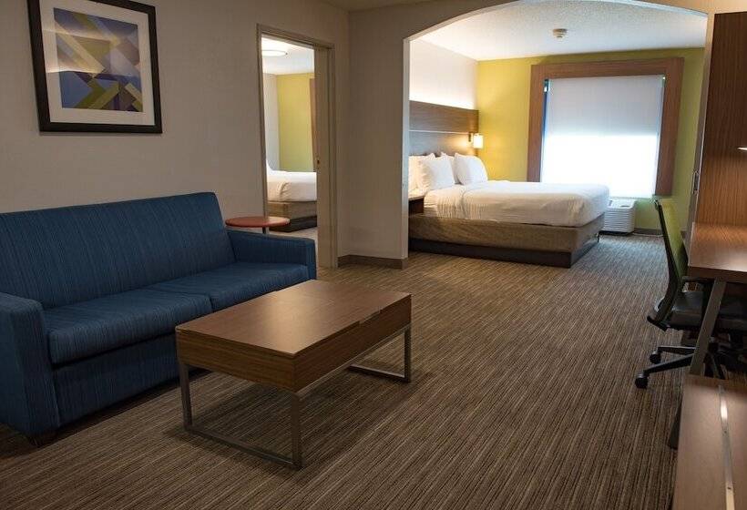 Suite, Holiday Inn Express Hotel & Suites Elkhart South, An Ihg