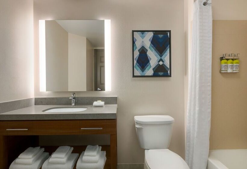 Студия Стандарт, Candlewood Suites Kansas City Northeast, An Ihg