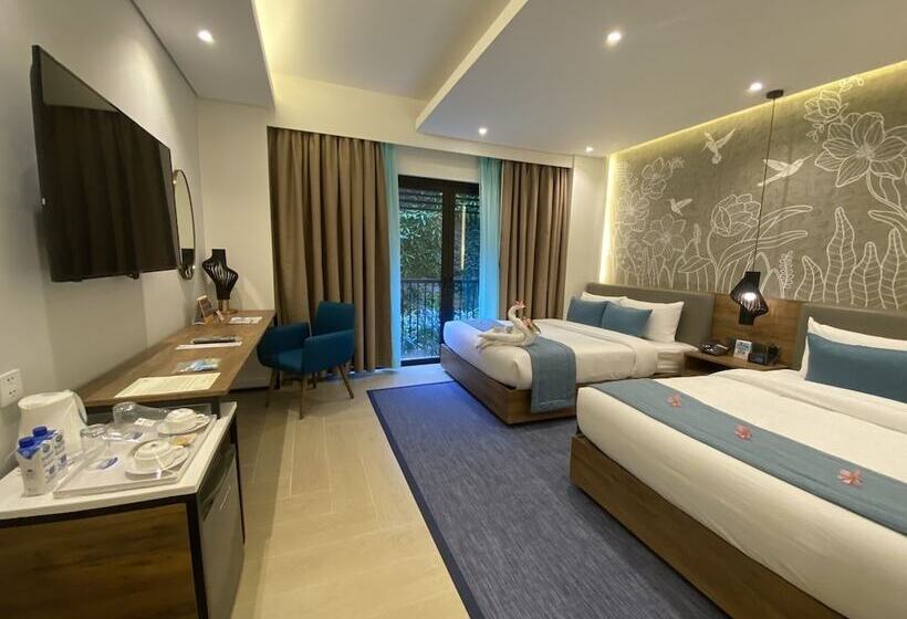 Номер Премиум, Fairways And Bluewater Boracay