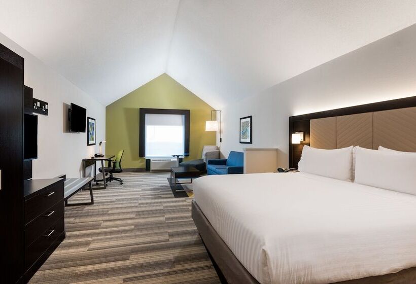 Люкс, Holiday Inn Express & Suites Florence I 95 & I 20 Civic Ctr, An Ihg