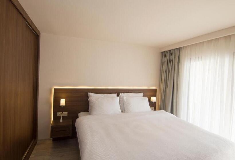 套房, Neopol Hotel Deluxe
