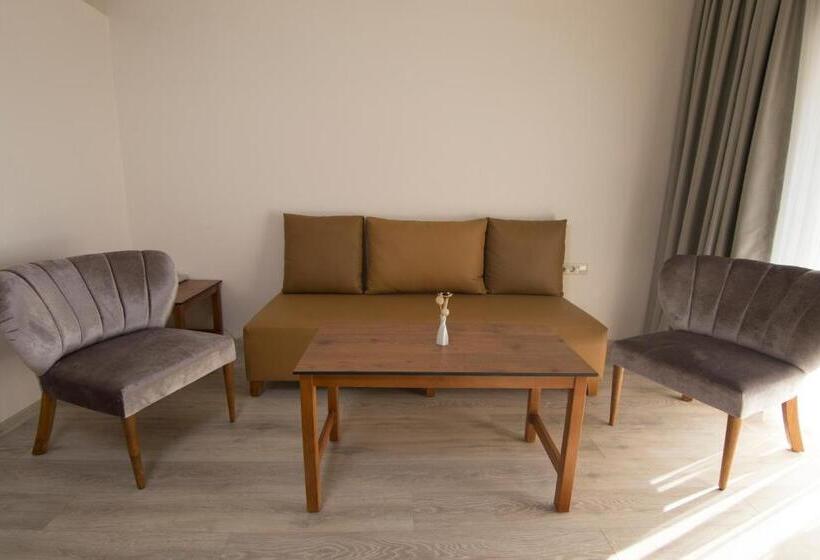 Svit, Neopol Hotel Deluxe