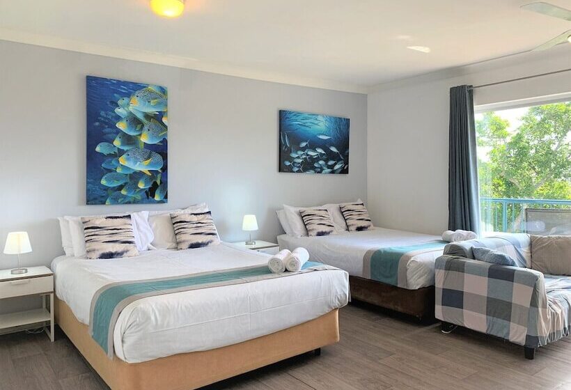 패밀리 룸, Broadwater Keys