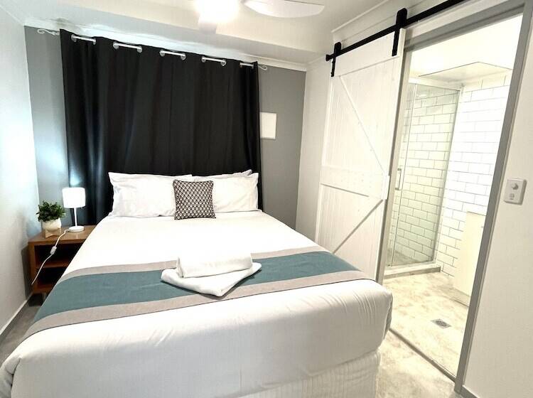 침실 1개 아파트, Broadwater Keys