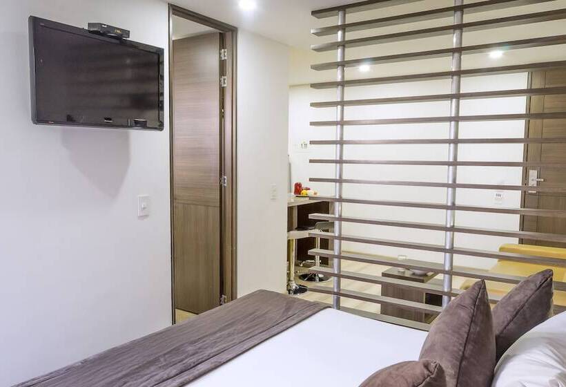 Номер Стандарт, Regency Suites La Feria