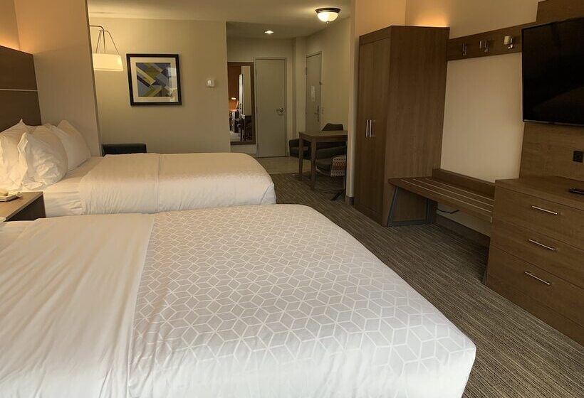 Люкс, Holiday Inn Express Hotel & Suites Franklin Oil City By Ihg