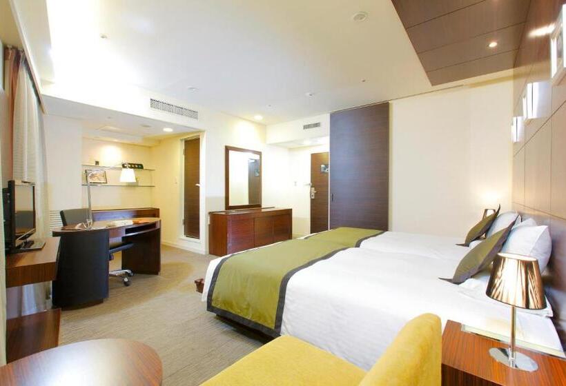 Номер Deluxe, Mystays Ochanomizu Conference Center
