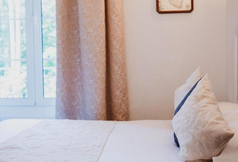 Номер Стандарт, Hôtel Restaurant U Castellu Vizzavona