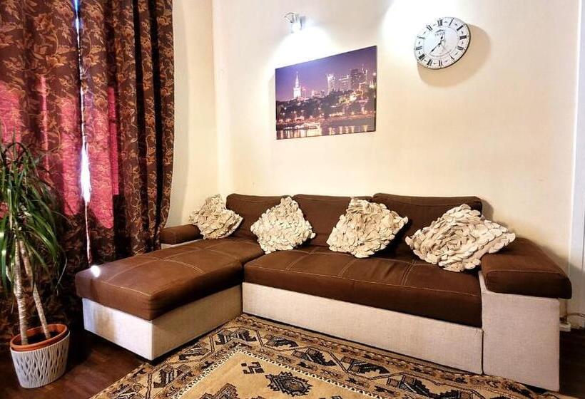 Номер Стандарт Трехместный, Chmielna Guest House