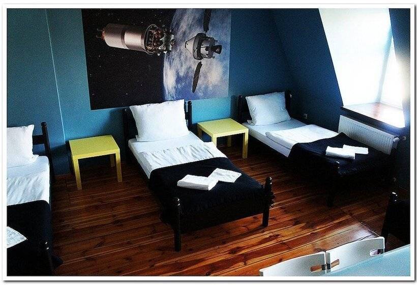 Номер Стандарт Четырехместный Совместный Санузел, Explorer Hostel & Apartment Stare Miasto Old Town 24h #don T Be A Tourist, Be An Explorer!