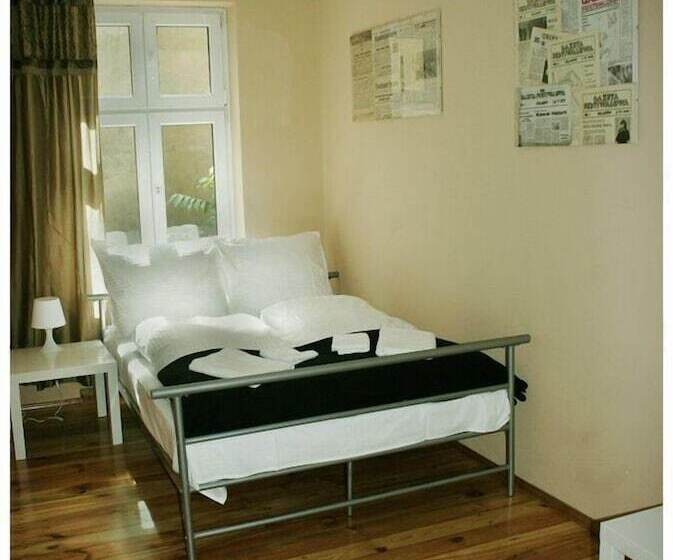 Номер Стандарт Трехместный, Explorer Hostel & Apartment Stare Miasto Old Town 24h #don T Be A Tourist, Be An Explorer!