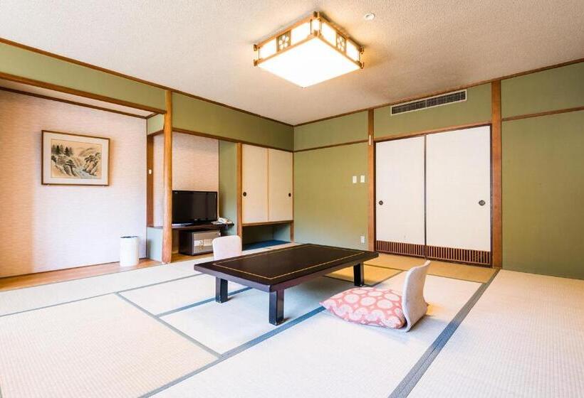 سوییت, Ooedo Onsen Monogatari Premium Kinugawa Kanko