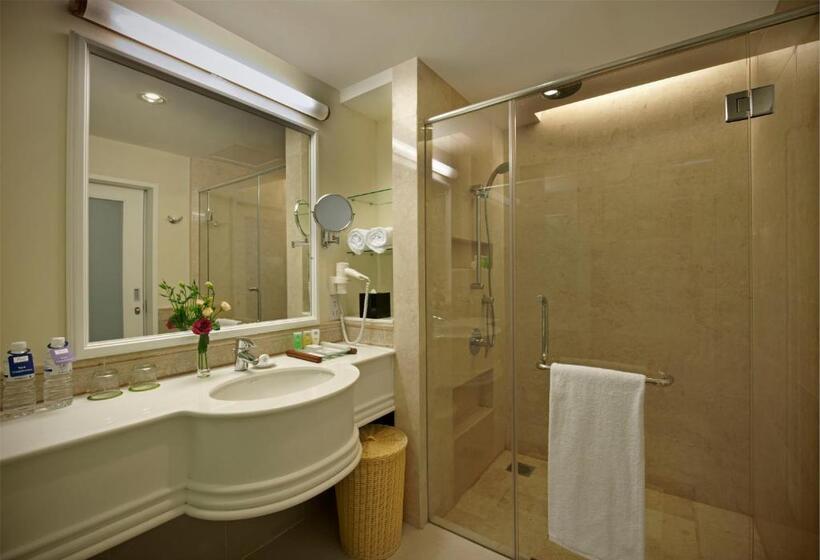 Номер Премиум, Royale Chulan Damansara