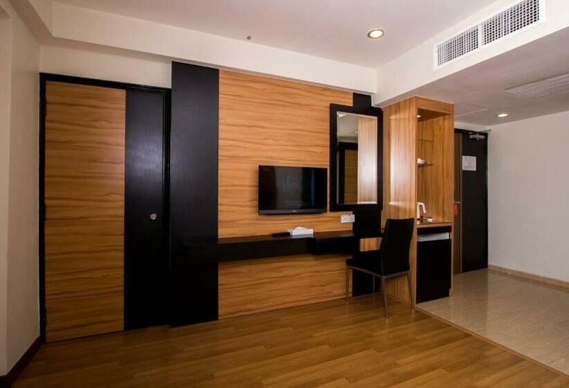 غرفة سوبيريور سرير كينج, Mariner Hotel Labuan