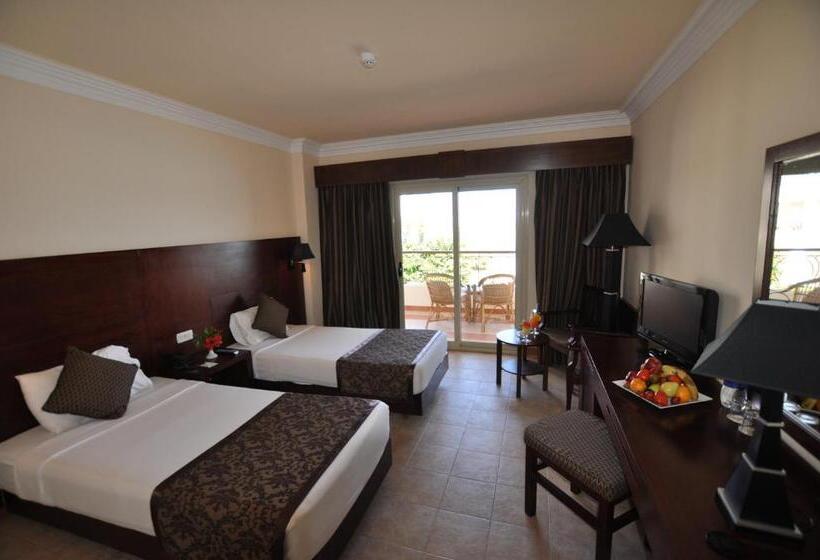 اتاق لوکس, Royal Brayka Beach Resort