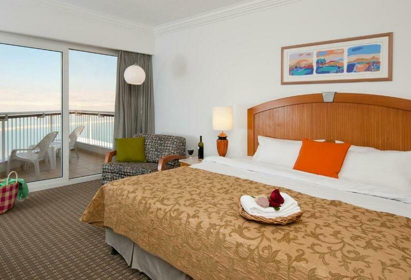 חדר דלוקס נוף בריכה, David Dead Sea Resort & Spa