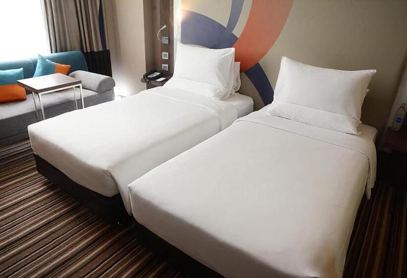Номер Executive, Novotel Bangkok Impact