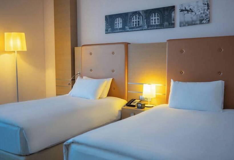 스탠다드 룸, Doubletree By Hilton Hotel Oradea