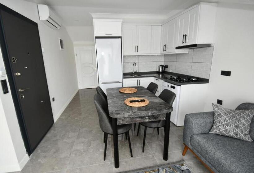 带1个卧室的顶楼公寓, Duygu Apart Spellbinding Sea Views