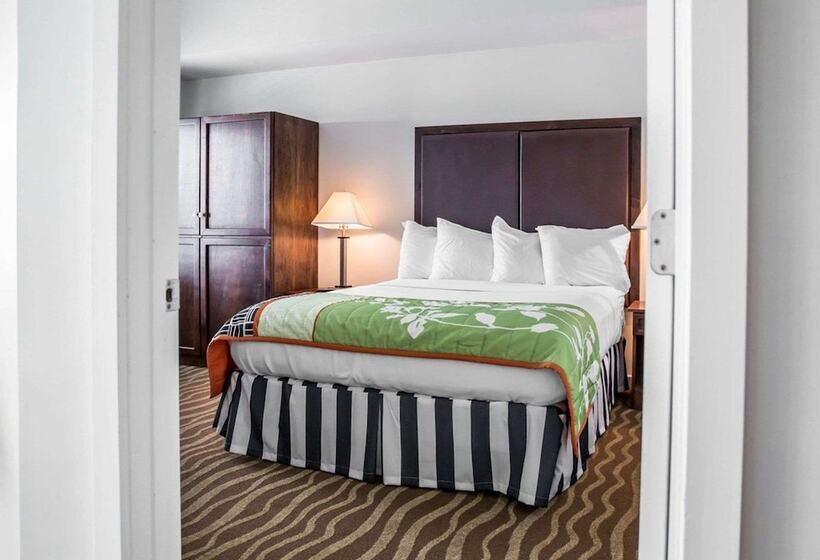 Люкс Адаптированный для Инвалидов, Island Inn & Suites, Ascend Hotel Collection