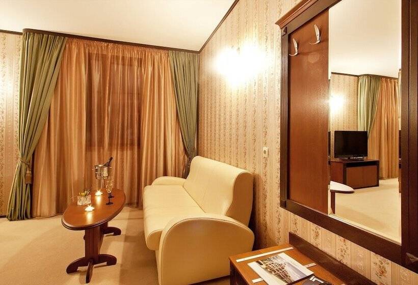 Полулюкс, Best Western Plus Bristol