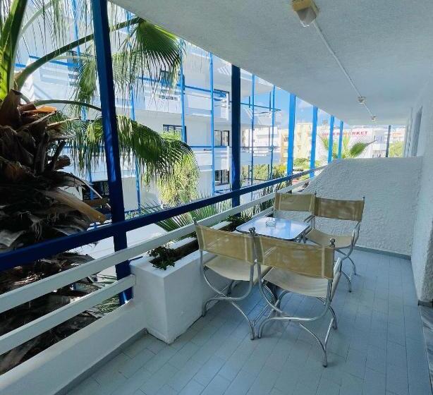 Студия Стандарт Вид на Город, Kassavetis Center   Hotel Studios & Apartments