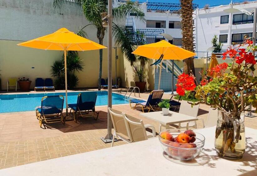 Студия Стандарт Вид на Море, Kassavetis Center   Hotel Studios & Apartments