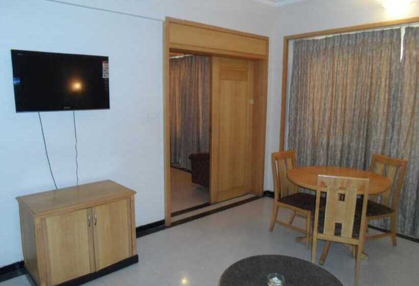 이그제큐티브 룸, Kalyan Residency