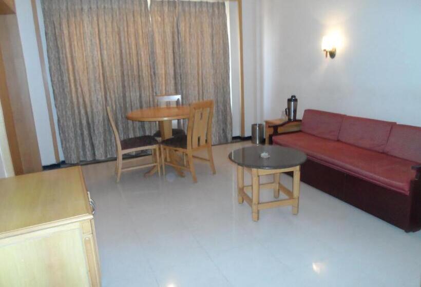 디럭스 룸, Kalyan Residency