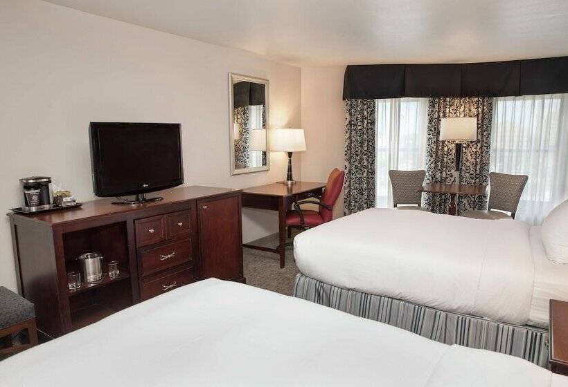 ２ダブルベッドのスタンダードルーム, President Abraham Lincoln Springfield   Doubletree By Hilton