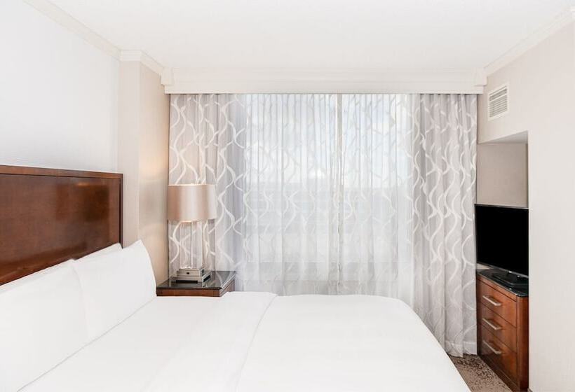 스위트 킹사이즈 침대, Chicago Marriott Suites Deerfield