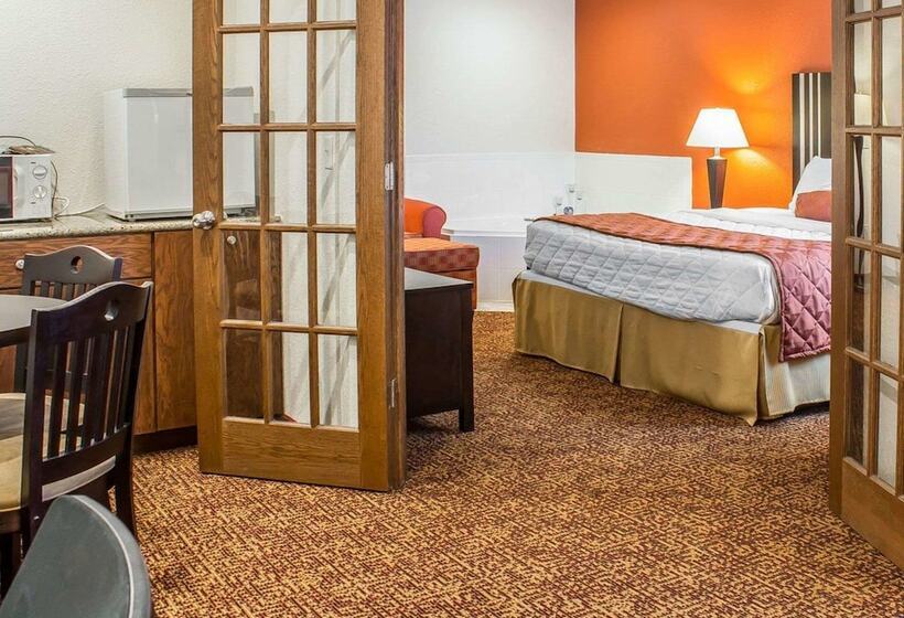 Люкс, Rodeway Inn Milford