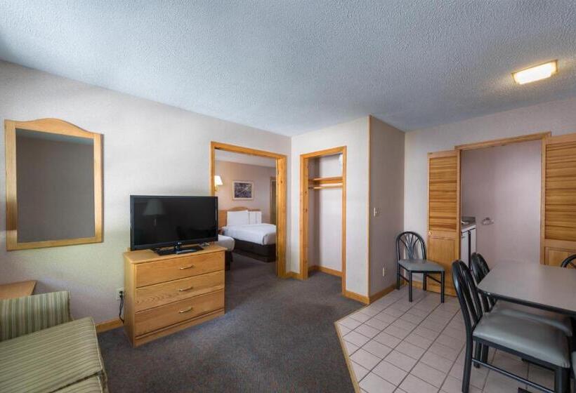 ２ベッドルームアパートメント, Americas Best Value Inn & Suites Lake George