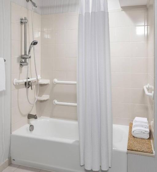 Номер Стандарт, Courtyard By Marriott Portland Airport