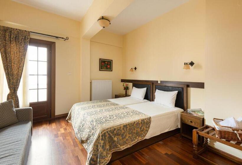 Номер Стандарт Трехместный, Dimosthenis Traditional Guesthouse