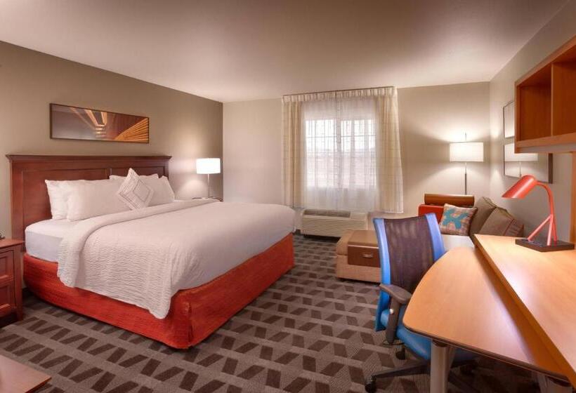 带大床的标准工作室, Towneplace Suites Boise West/meridian