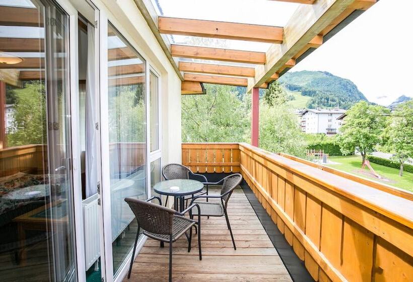 اتاق استاندارد با چشم‌انداز کوهستان, Vötter S Hotel In Kaprun Am Kitzsteinhorn   Skibus Direkt