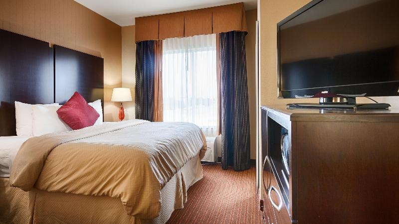 带大床的套房, Best Western Plus Dfw Airport West Euless