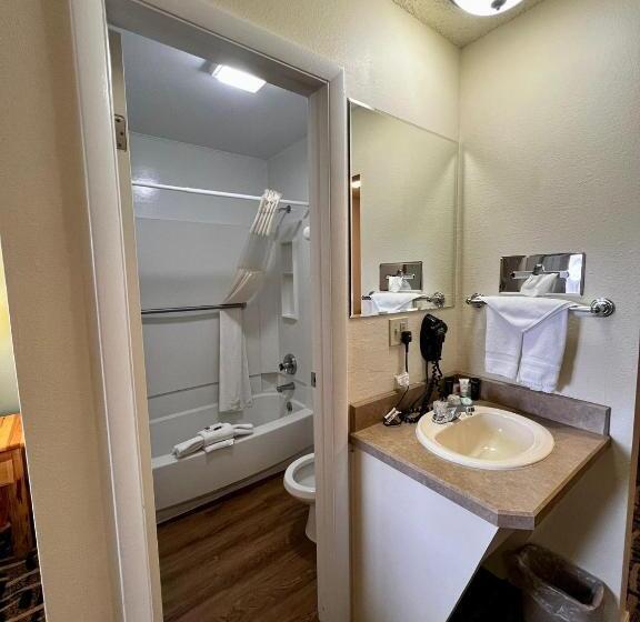 Номер Economy, Cody Legacy Inn & Suites